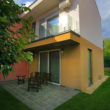 Townhouse On Budapest Border 부다요시 외부 사진