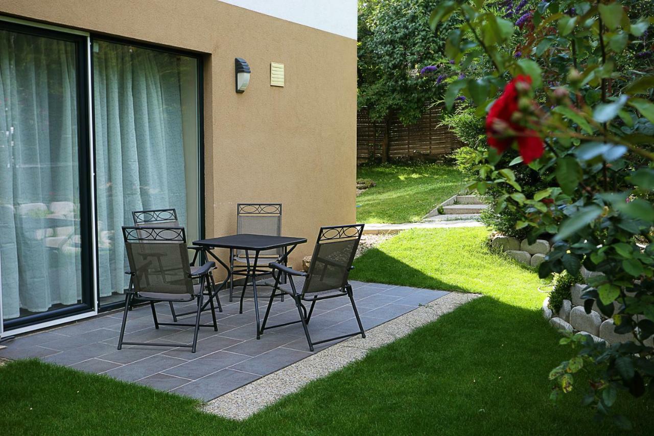 Townhouse On Budapest Border 부다요시 외부 사진